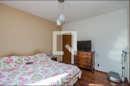 Casa para alugar com 270m², 4 quartos e 4 vagasSuíte