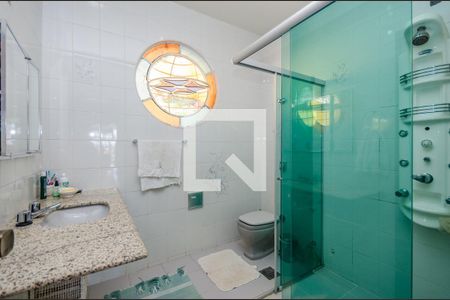 Casa para alugar com 270m², 4 quartos e 4 vagasBanheiro Social