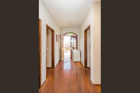 Casa para alugar com 270m², 4 quartos e 4 vagasCorredor