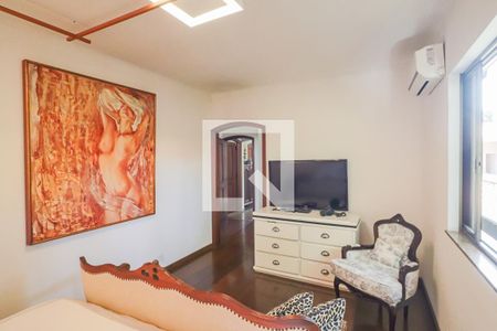 Casa para alugar com 400m², 5 quartos e 4 vagasQuarto 5 Suite