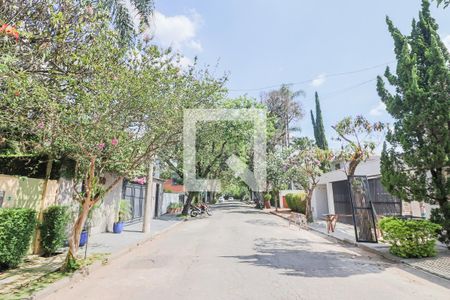 Casa para alugar com 400m², 5 quartos e 4 vagasFachada