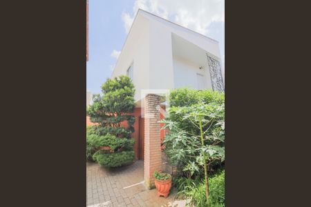 Casa para alugar com 400m², 5 quartos e 4 vagasQuintal