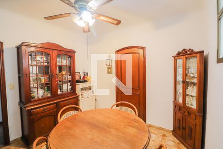 Casa para alugar com 400m², 5 quartos e 4 vagasSala Cozinha