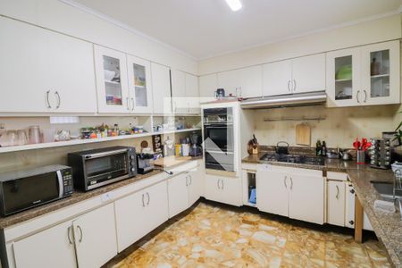 Casa para alugar com 400m², 5 quartos e 4 vagasCozinha