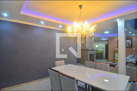 Casa à venda com 264m², 3 quartos e 4 vagasSala