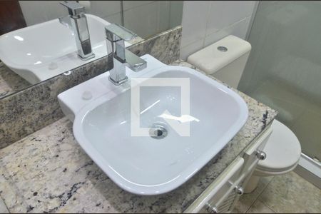 Casa à venda com 264m², 3 quartos e 4 vagasBanheiro