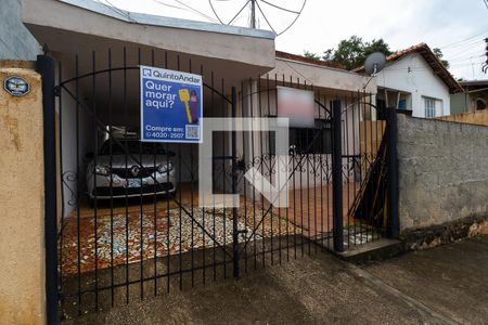 Casa à venda com 350m², 2 quartos e 1 vagaFachada