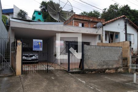 Casa à venda com 350m², 2 quartos e 1 vagaFachada
