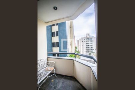 Varanda de apartamento para alugar com 3 quartos, 69m² em Vila Monte Alegre, São Paulo