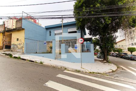 Casa à venda com 192m², 3 quartos e 2 vagasFachada