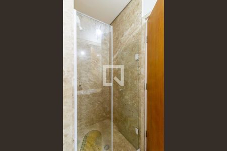 Casa à venda com 180m², 3 quartos e 1 vaga Casa à venda com 180m², 3 quartos e 1 vagaBanheiro