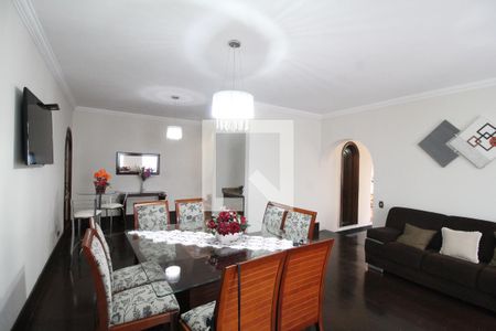 Casa à venda com 400m², 6 quartos e 4 vagasSala de Jantar