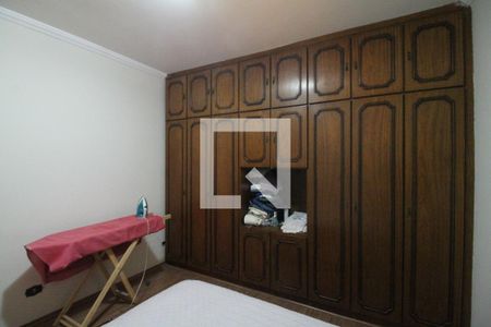 Casa à venda com 400m², 6 quartos e 4 vagasQuarto 2  