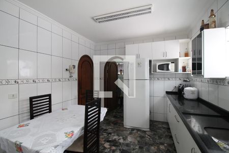 Casa à venda com 400m², 6 quartos e 4 vagasCozinha