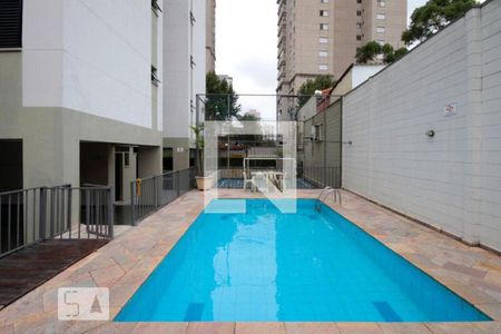 Apartamento à venda com 72m², 3 quartos e 1 vaga Apartamento à venda com 72m², 3 quartos e 1 vagaPiscina