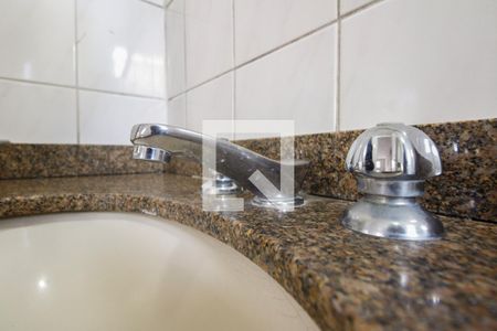 Apartamento à venda com 72m², 3 quartos e 1 vaga Apartamento à venda com 72m², 3 quartos e 1 vagaBanheiro Suíte