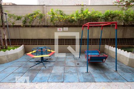 Apartamento à venda com 72m², 3 quartos e 1 vaga Apartamento à venda com 72m², 3 quartos e 1 vagaPlayground