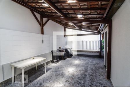 Apartamento à venda com 72m², 3 quartos e 1 vaga Apartamento à venda com 72m², 3 quartos e 1 vagaChurrasqueira