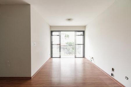 Apartamento para alugar com 72m², 3 quartos e 1 vagaSala 