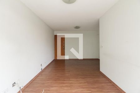 Apartamento à venda com 72m², 3 quartos e 1 vaga Apartamento à venda com 72m², 3 quartos e 1 vagaSala