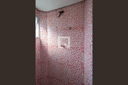 Casa para alugar com 59m², 2 quartos e 1 vaga Casa para alugar com 59m², 2 quartos e 1 vagaBanheiro da Suíte 1
