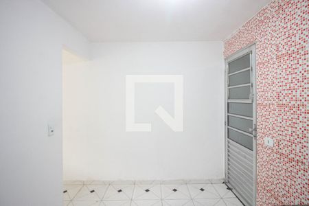 Casa para alugar com 59m², 2 quartos e 1 vaga Casa para alugar com 59m², 2 quartos e 1 vagaCozinha