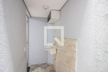 Casa para alugar com 59m², 2 quartos e 1 vaga Casa para alugar com 59m², 2 quartos e 1 vagaÁrea de Serviço
