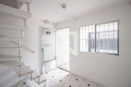 Sala de casa para alugar com 2 quartos, 59m² em Vila Jacuí, São Paulo