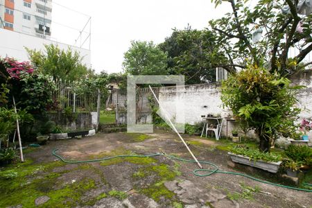 Casa à venda com 500m², 3 quartos e 8 vagas Casa à venda com 500m², 3 quartos e 8 vagasÁrea de Serviço