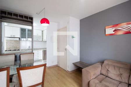 Sala de apartamento à venda com 2 quartos, 46m² em São Pedro, Osasco