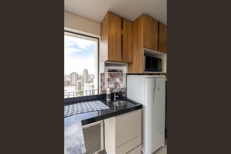 Apartamento para alugar com 22m², 1 quarto e sem vagaStudio - Cozinha e Varanda