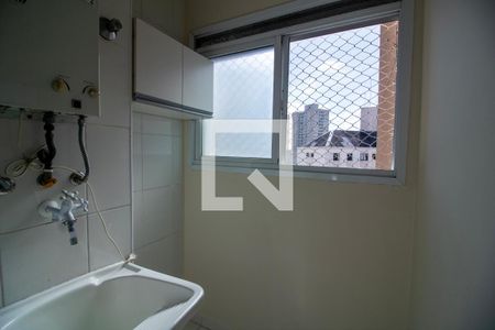 Apartamento para alugar com 54m², 2 quartos e 1 vaga Apartamento para alugar com 54m², 2 quartos e 1 vagaCozinha e Área de Serviço