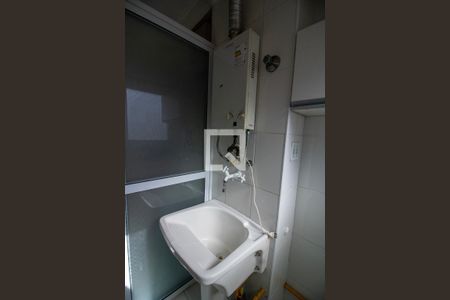 Apartamento para alugar com 54m², 2 quartos e 1 vaga Apartamento para alugar com 54m², 2 quartos e 1 vagaCozinha e Área de Serviço