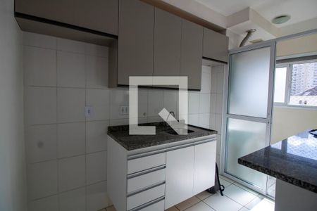 Apartamento para alugar com 54m², 2 quartos e 1 vaga Apartamento para alugar com 54m², 2 quartos e 1 vagaCozinha e Área de Serviço