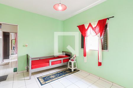 Casa à venda com 225m², 5 quartos e 2 vagasQuarto 2