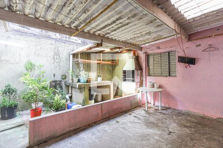 Casa à venda com 225m², 5 quartos e 2 vagasQuintal