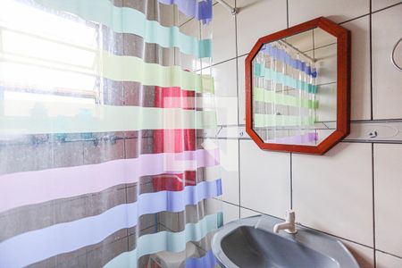 Casa à venda com 225m², 5 quartos e 2 vagasBanheiro 2