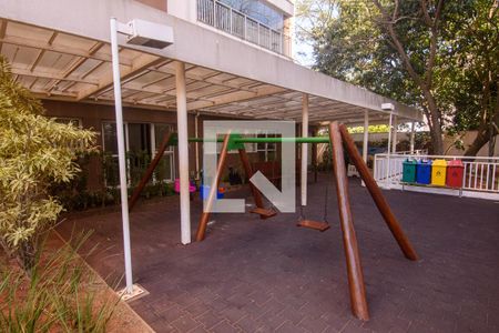 Apartamento à venda com 76m², 3 quartos e 1 vaga Apartamento à venda com 76m², 3 quartos e 1 vagaÁrea comum - Playground