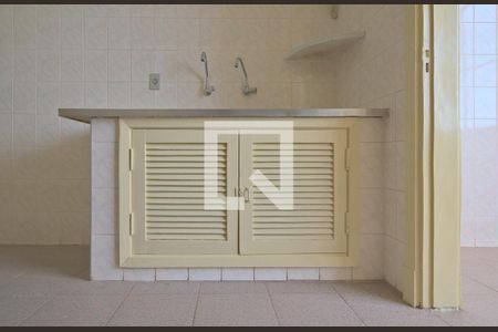 Apartamento para alugar com 128m², 3 quartos e 1 vaga Apartamento para alugar com 128m², 3 quartos e 1 vagaCozinha