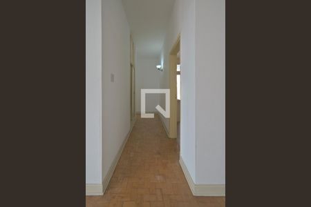 Corredor de apartamento para alugar com 3 quartos, 128m² em Centro, Campinas