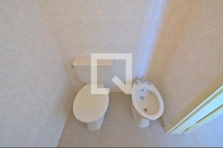 Apartamento para alugar com 128m², 3 quartos e 1 vaga Apartamento para alugar com 128m², 3 quartos e 1 vagaBanheiro de serviço
