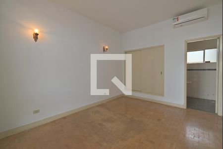 Apartamento para alugar com 128m², 3 quartos e 1 vaga Apartamento para alugar com 128m², 3 quartos e 1 vagaSuíte