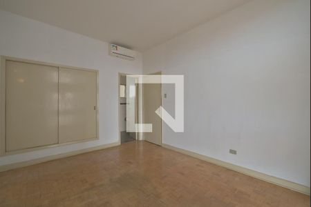 Apartamento para alugar com 128m², 3 quartos e 1 vaga Apartamento para alugar com 128m², 3 quartos e 1 vagaSuíte