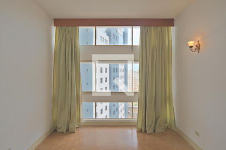 Apartamento para alugar com 128m², 3 quartos e 1 vaga Apartamento para alugar com 128m², 3 quartos e 1 vagaSuíte