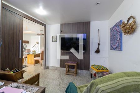 Sala de TV de apartamento à venda com 6 quartos, 410m² em Recreio dos Bandeirantes, Rio de Janeiro