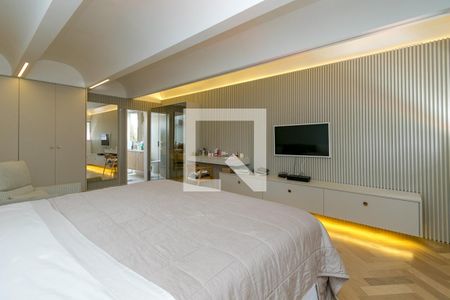 Apartamento à venda com 347m², 4 quartos e 4 vagasSuíte 1