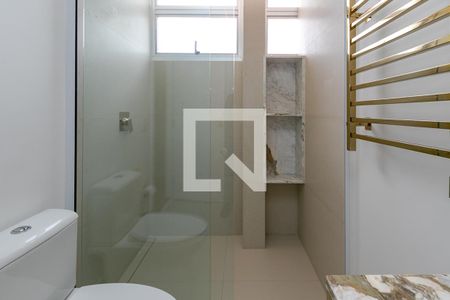 Apartamento à venda com 347m², 4 quartos e 4 vagasBanheiro da Suíte 4