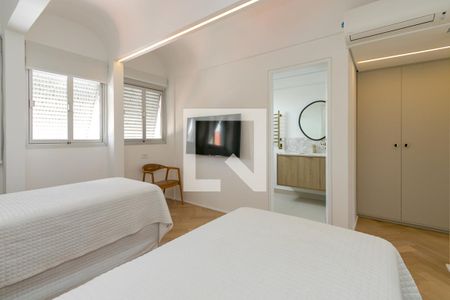 Apartamento à venda com 347m², 4 quartos e 4 vagasSuíte 4