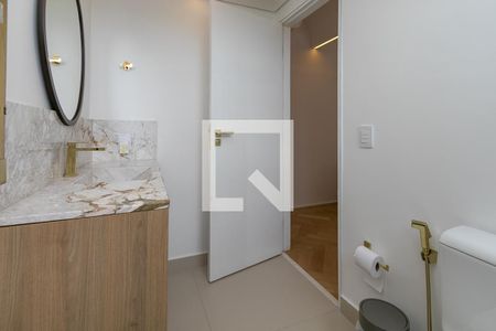 Apartamento à venda com 347m², 4 quartos e 4 vagasBanheiro da Suíte 4