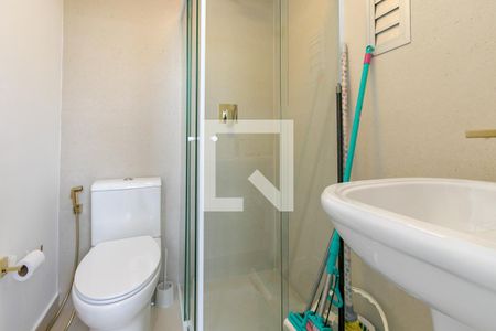 Apartamento à venda com 347m², 4 quartos e 4 vagasBanheiro de Serviço